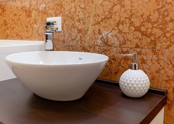 Debora's Flat - 10 Minuti Dall'arena דירה *