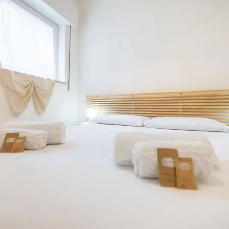Debora's Flat - 10 Minuti Dall'arena
