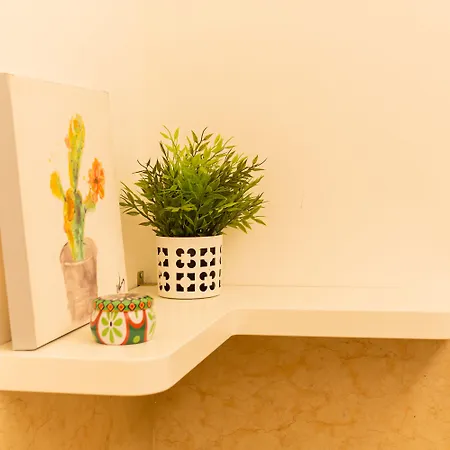 Debora's Flat - 10 Minuti Dall'arena شقة فيرونا