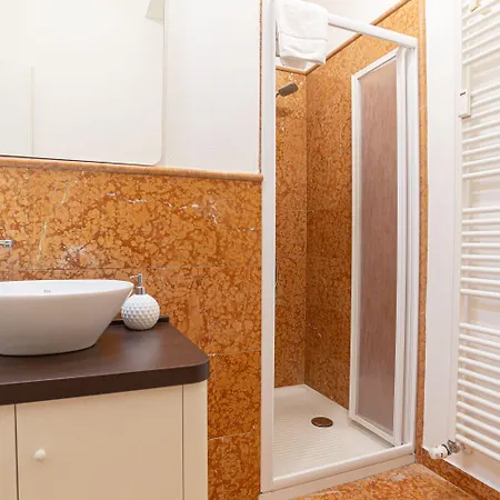 شقة Debora's Flat - 10 Minuti Dall'arena فيرونا