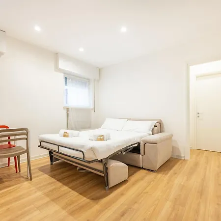 Debora's Flat - 10 Minuti Dall'arena 베로나